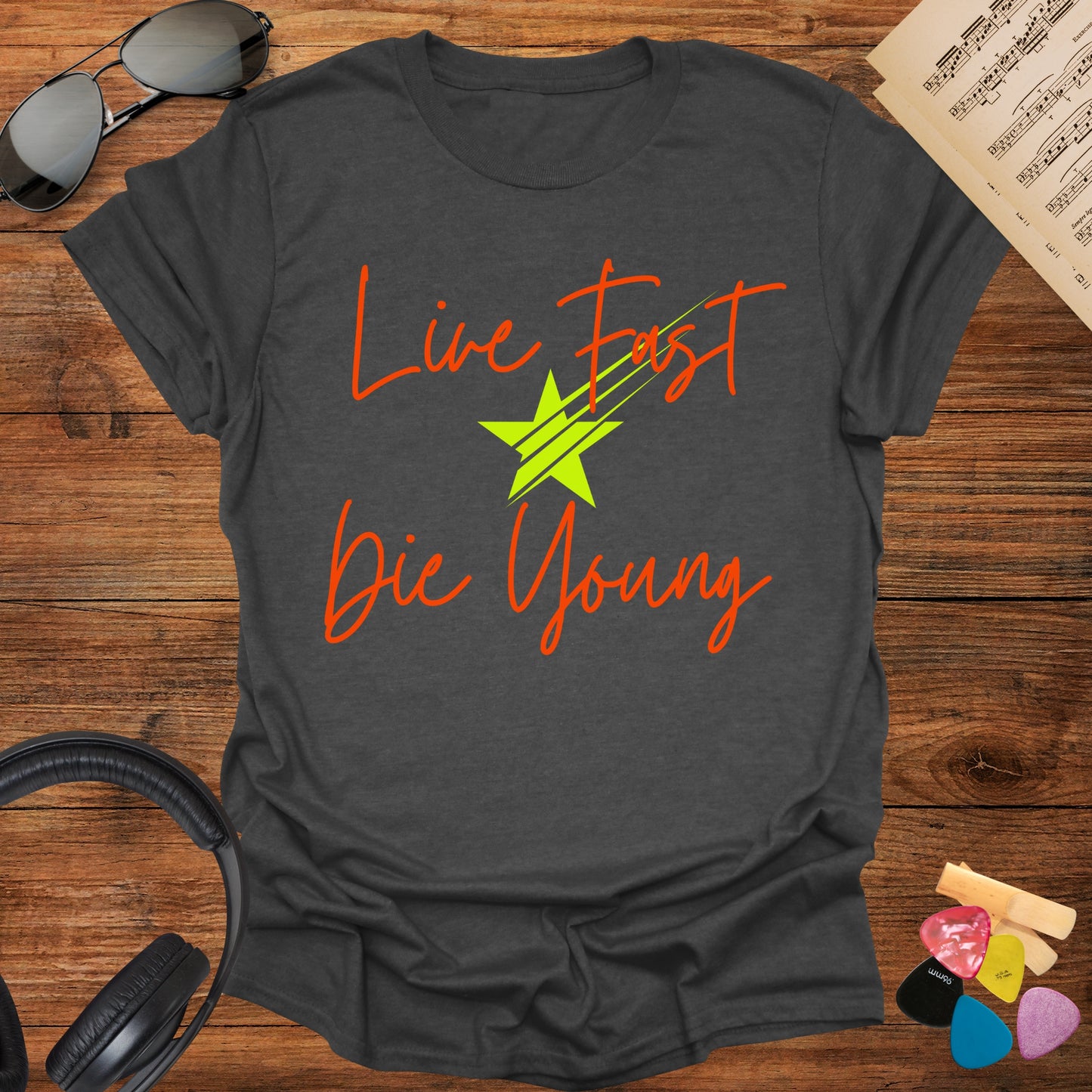 Live Fast Die Young T-Shirt