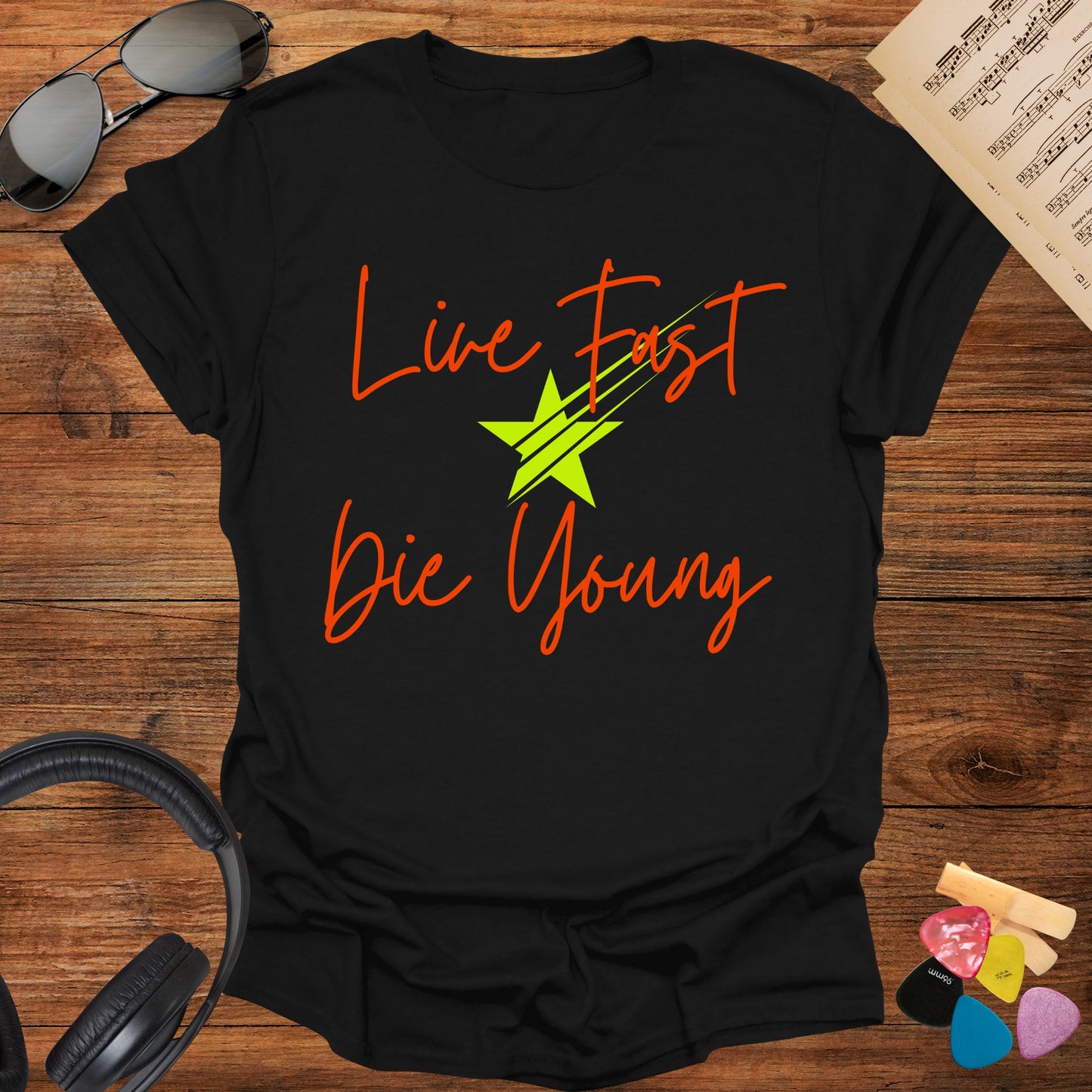 Live Fast Die Young T-Shirt